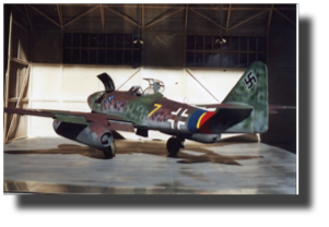 Messerschmitt Me 262. Scratch built in metal by Rojas Bazán. 1:15 scale. Messerschmitt Me 262. Scratch built in metal by Rojas Bazán. 1:15 scale.
